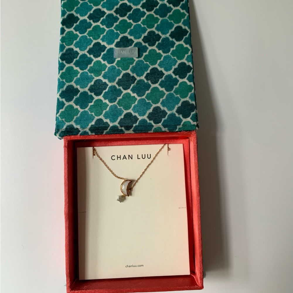 Accessory BUNDLE - Picture 2 of 4